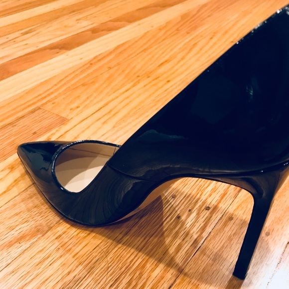 BB Patent 105mm Pointed-Toe Pump - Picture 6 of 6